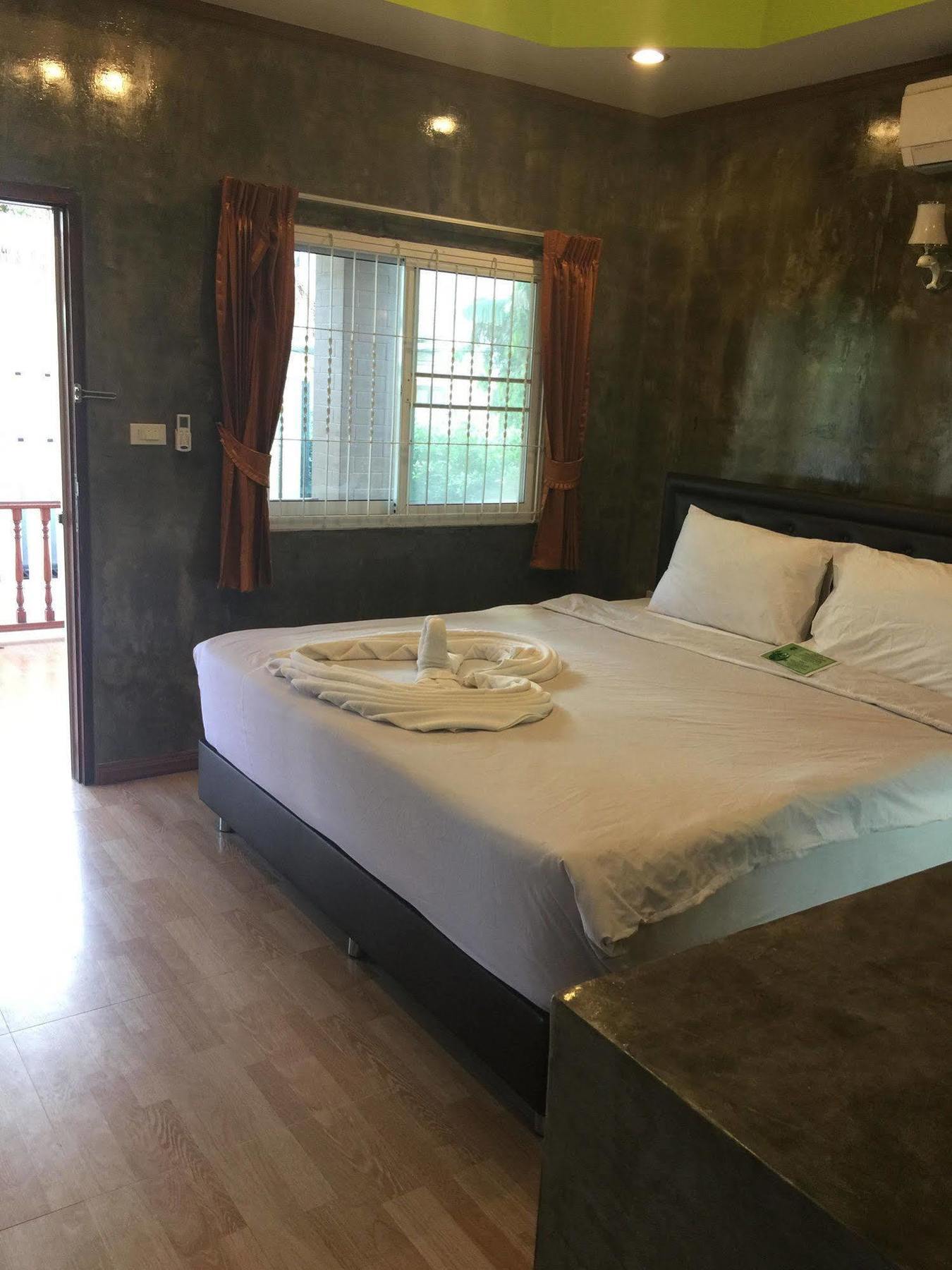 The White Elephant Resort Koh Chang Bagian luar foto